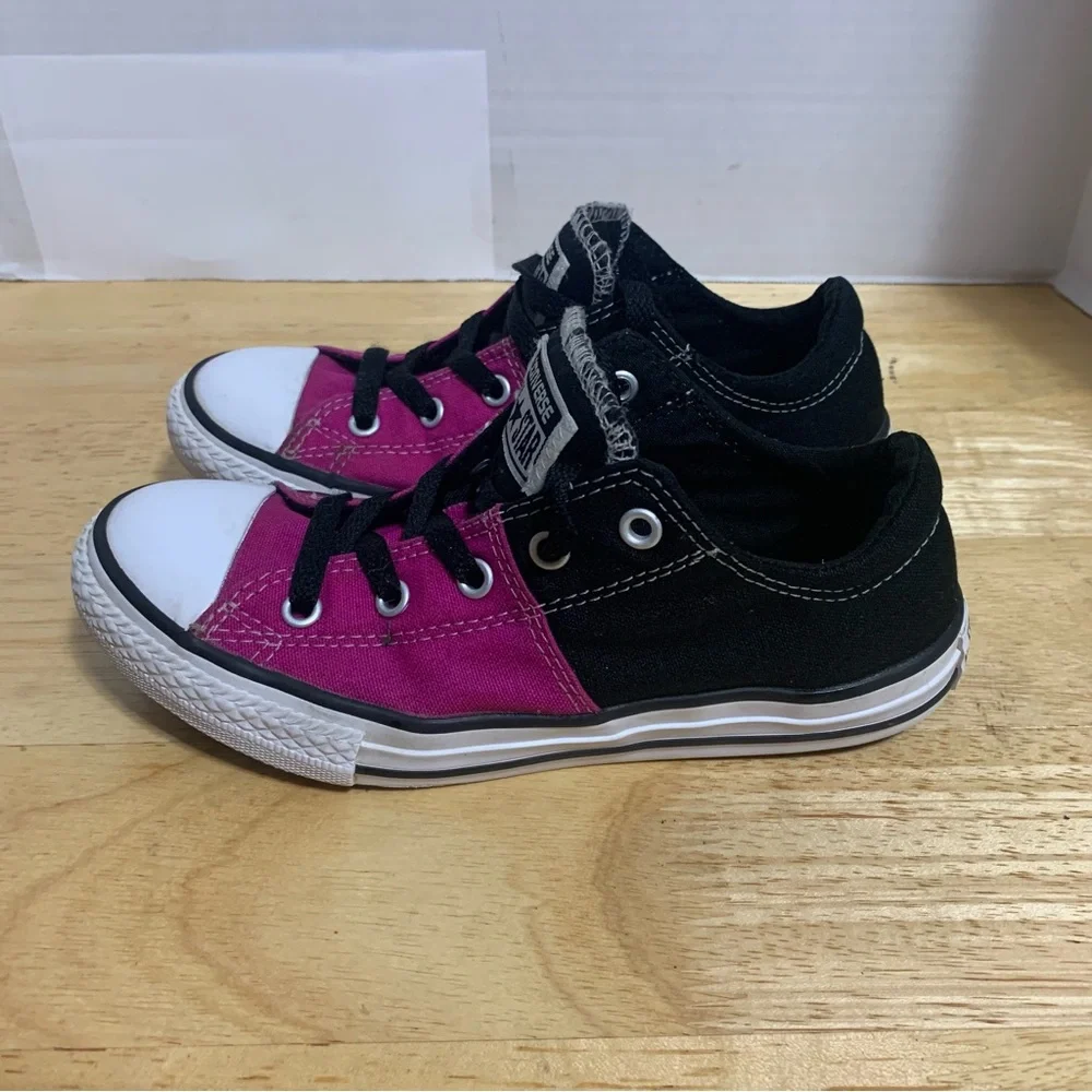 Converse Chuck Taylor Madison Ox Black/Pink Low Top 651748F Junior's Shoe Size 2